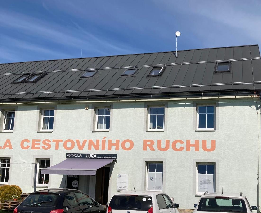 Apartmany Pod Radhostem Rožnov pod Radhoštěm المظهر الخارجي الصورة